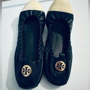 Tory Burch Black and Cream Ballet Flats